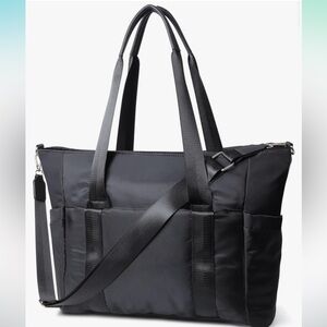 Travel Bag, Weekender Bag & Carry on Bag NWT